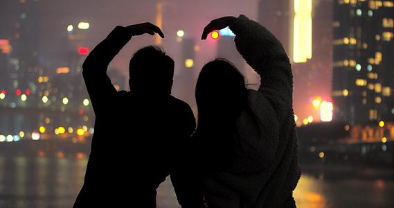 情侣空间最火视频素材下载(情侣空间最火视频素材下载免费)