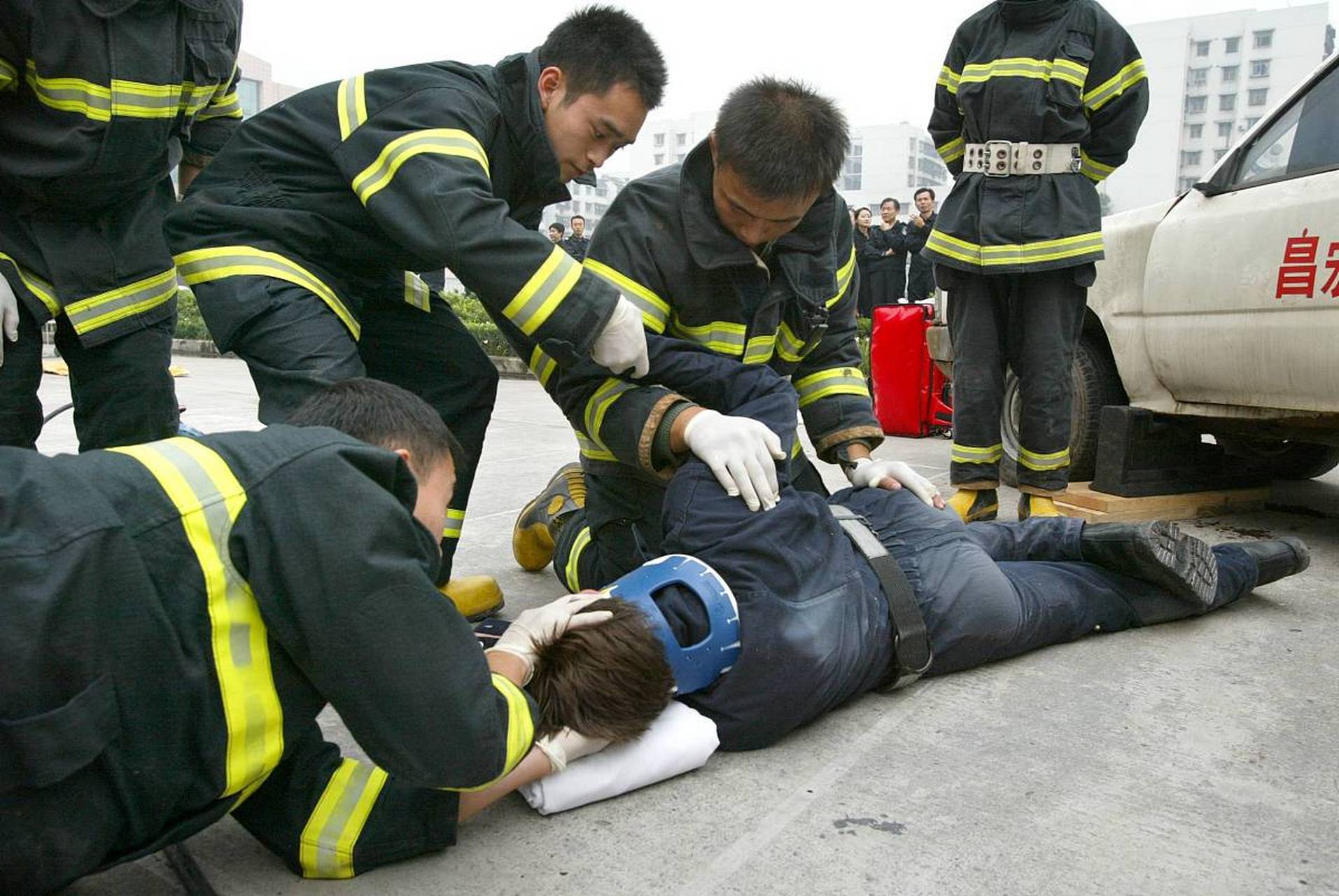 全身起火男生视频大全下载_(全身起火男生视频大全下载观看)