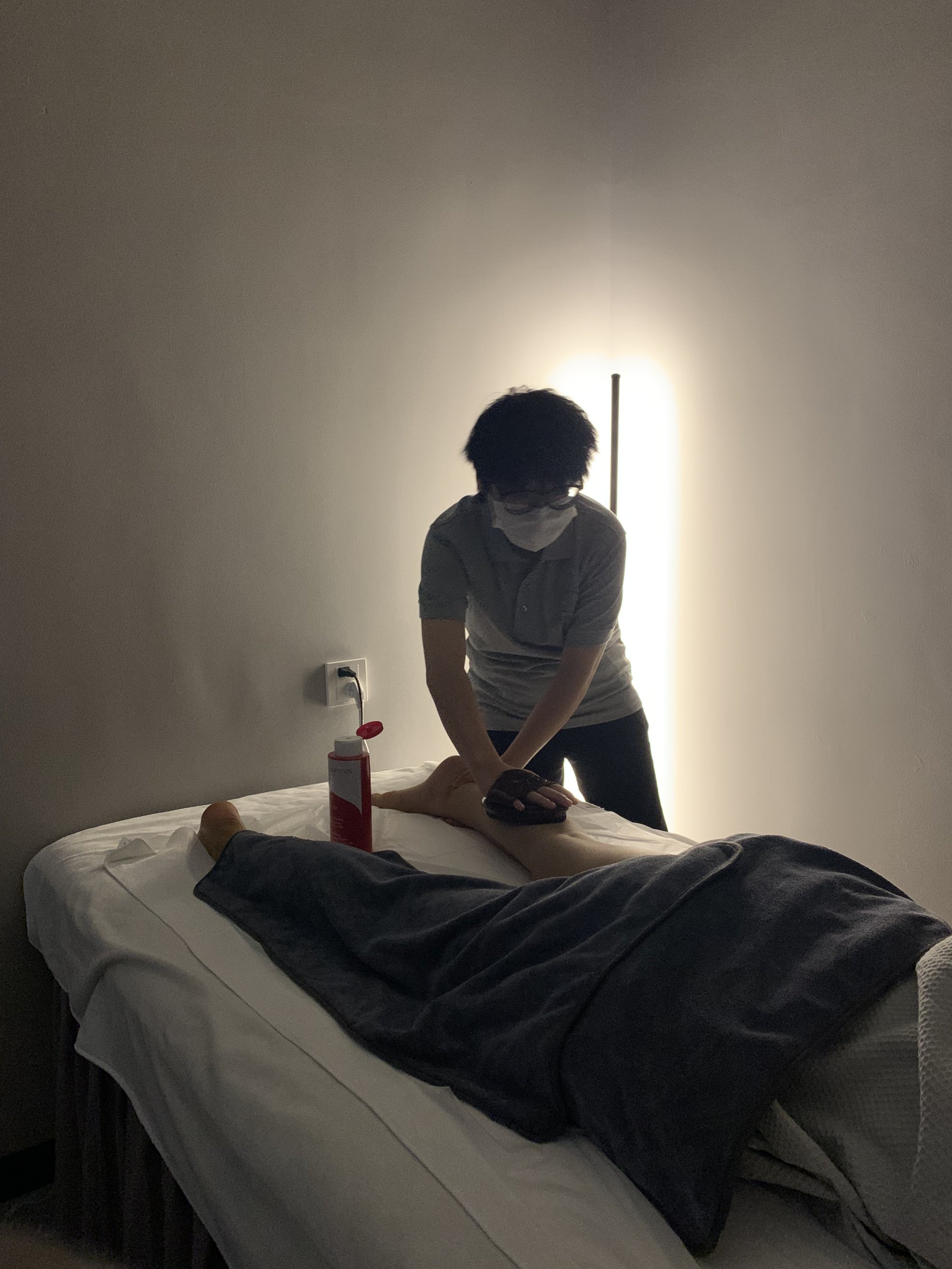 抖音按摩视频下载_(抖音上的一些按摩手法可以信吗)